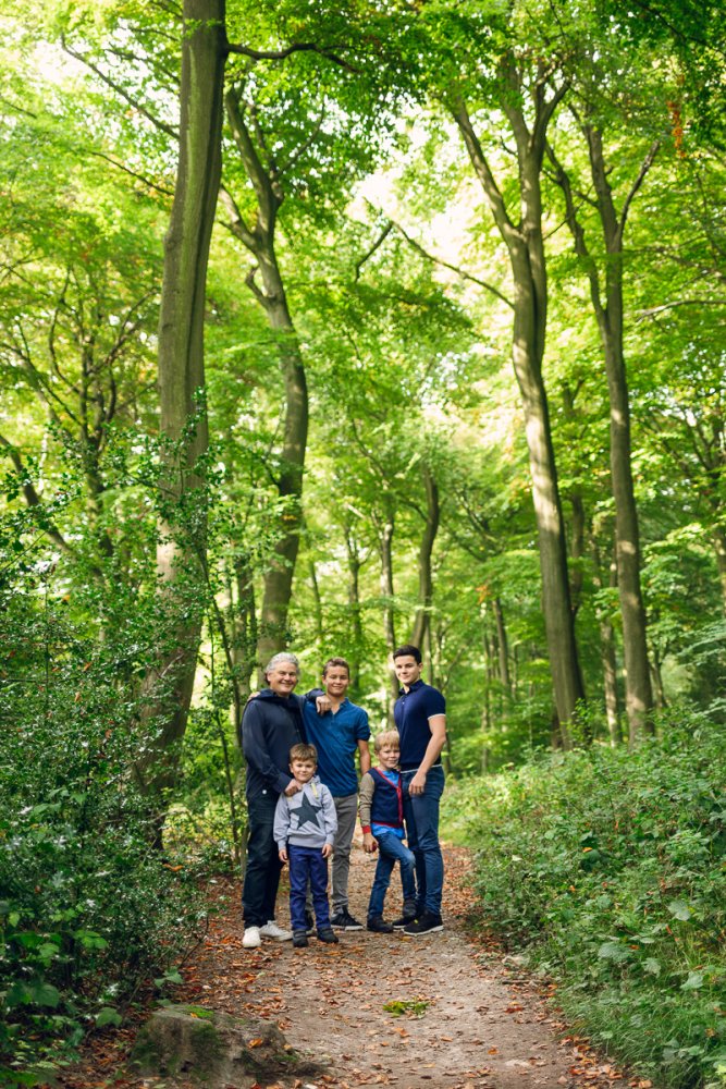 Family portrait outdoors in Berkshire by Guy Aubertin